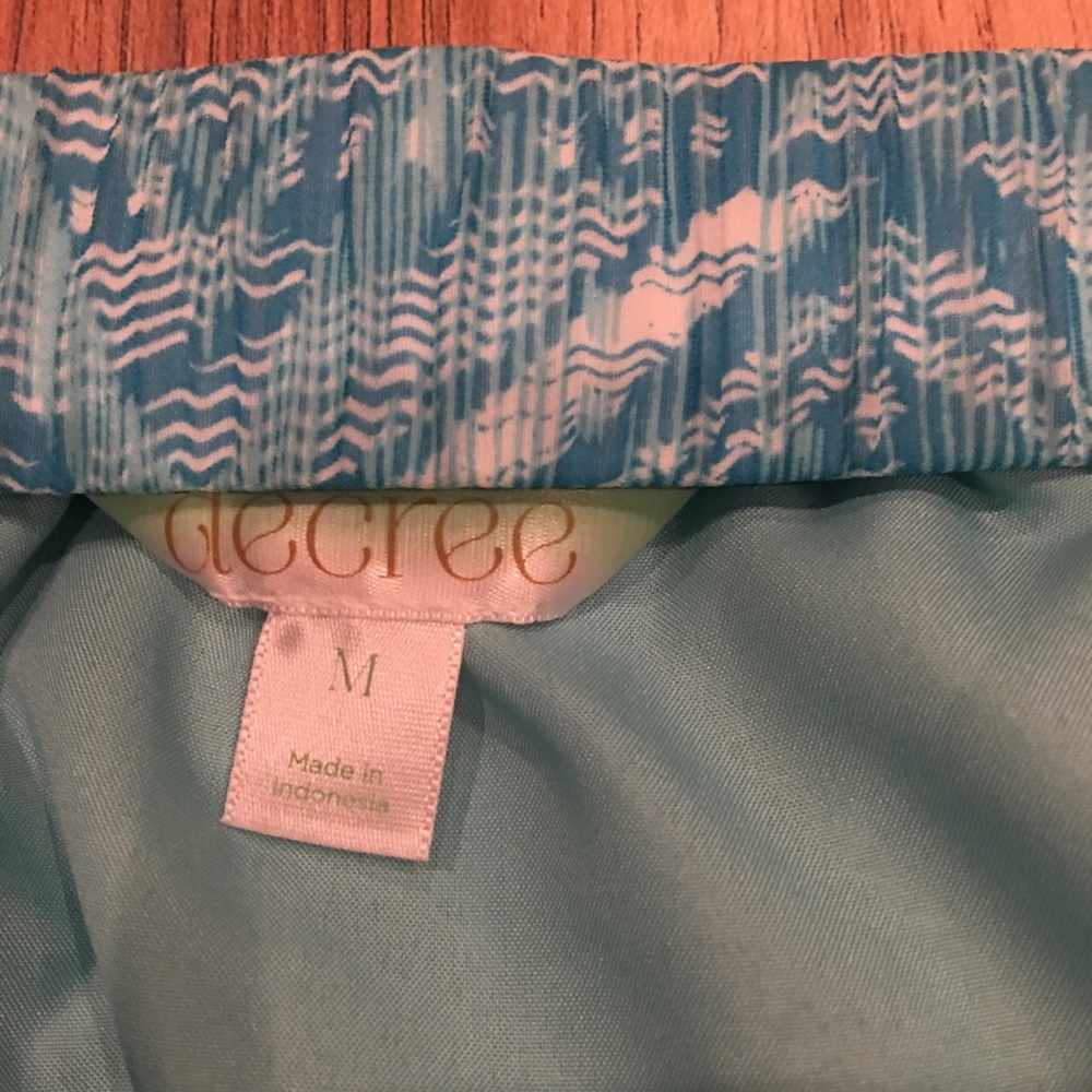 Blue Decree skirt - Picture 2 of 5